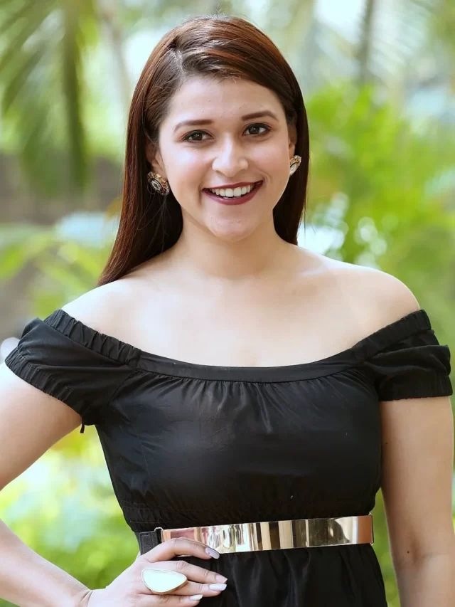 mannara chopra