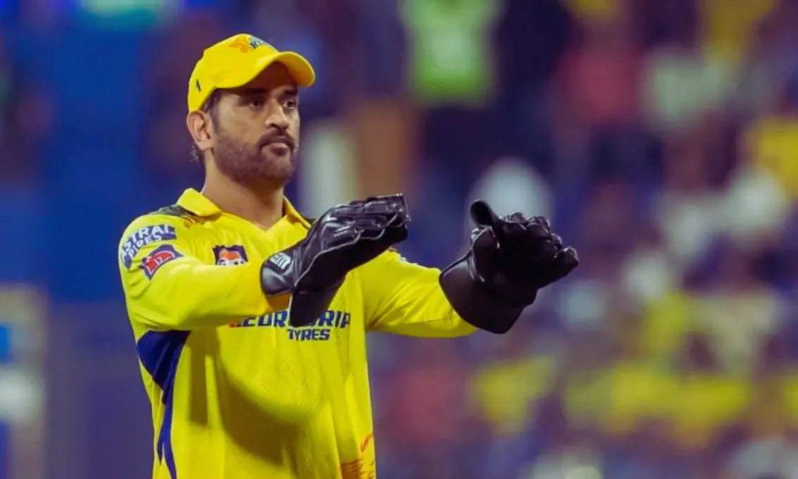 चेन्नई सुपर किंग्स (CSK)- MS Dhoni