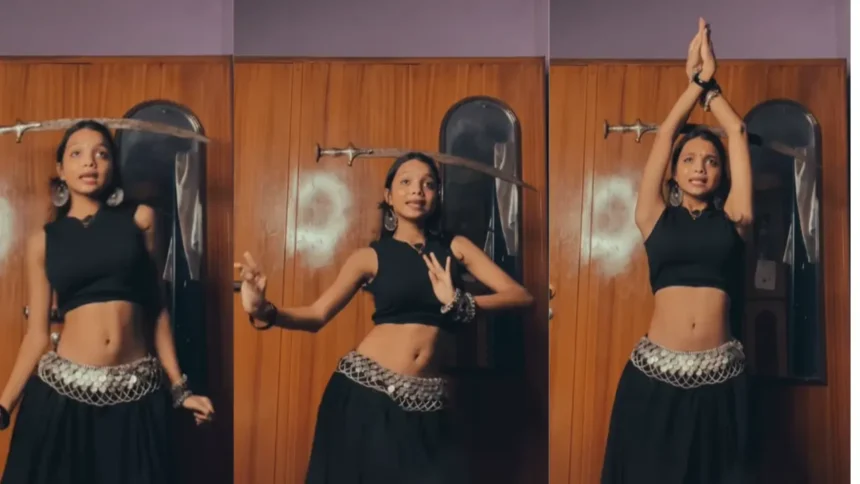 Girls Viral Belly Dance